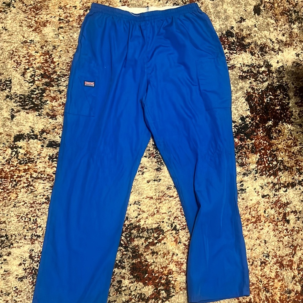 Blue pants scrubs